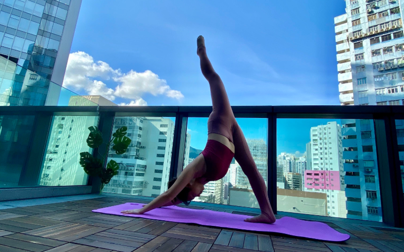 Yoga girl Venee Cheung